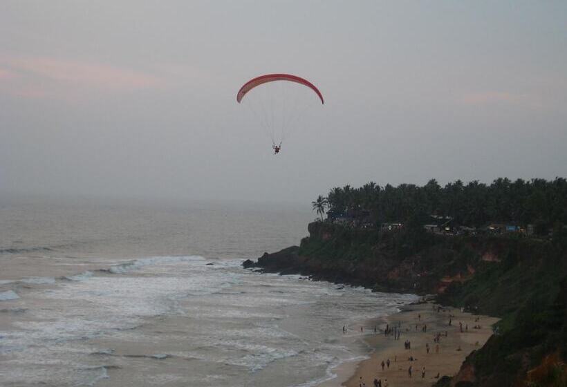 פנסיון Jicky S Nest