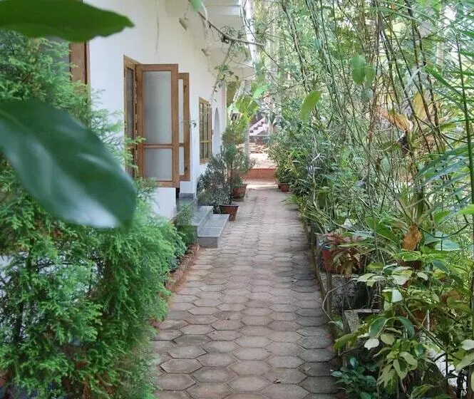 Pensão Jicky S Nest