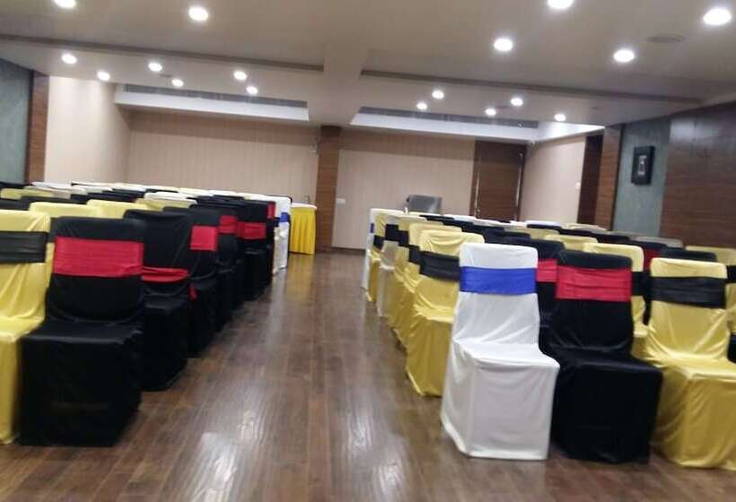 Pride Biznotel Vadodara