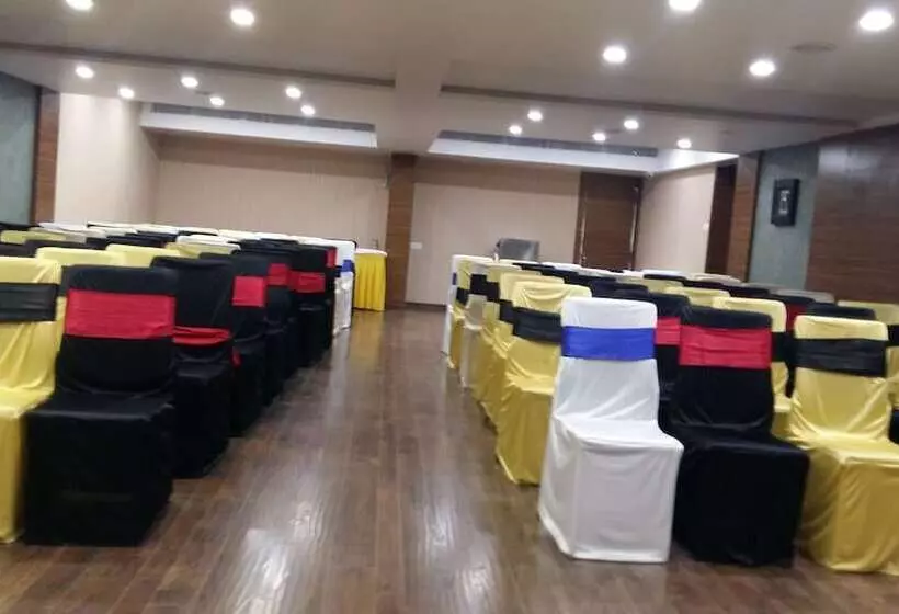 Pride Biznotel Vadodara