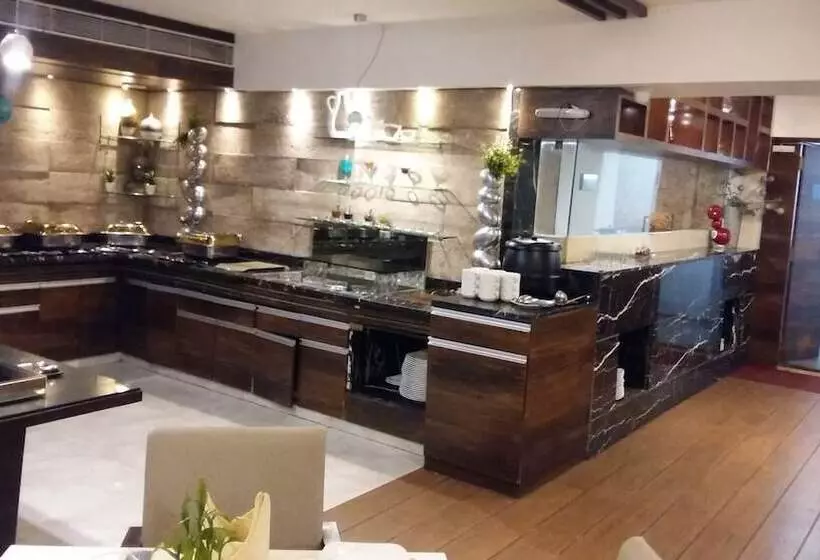 Pride Biznotel Vadodara