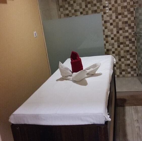 Pride Biznotel Vadodara