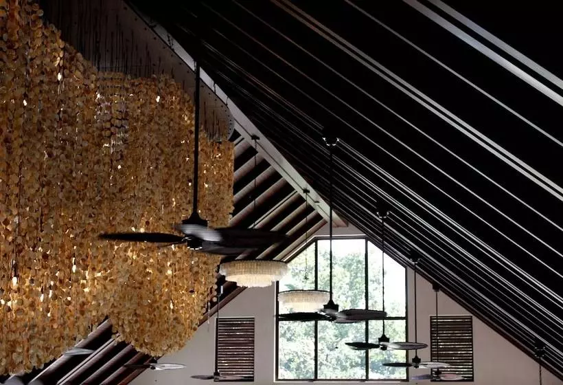 استراحتگاه Story Seychelles