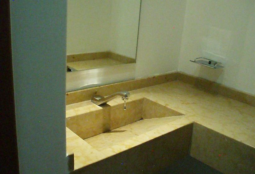 Общежитие Hostal La Tercia