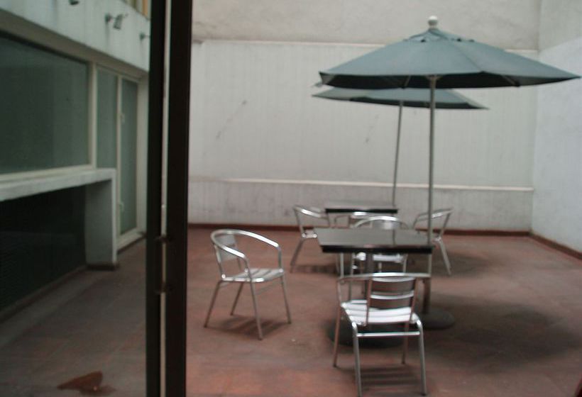 Общежитие Hostal La Tercia