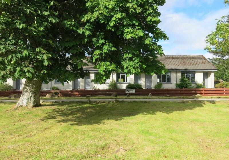 민박 Altnacealgach Motel