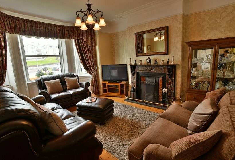 ベッドアンドブレックファースト Cul Erg House & Kitchen