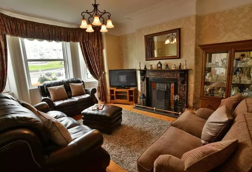 Bed and Breakfast Cul Erg House & Kitchen