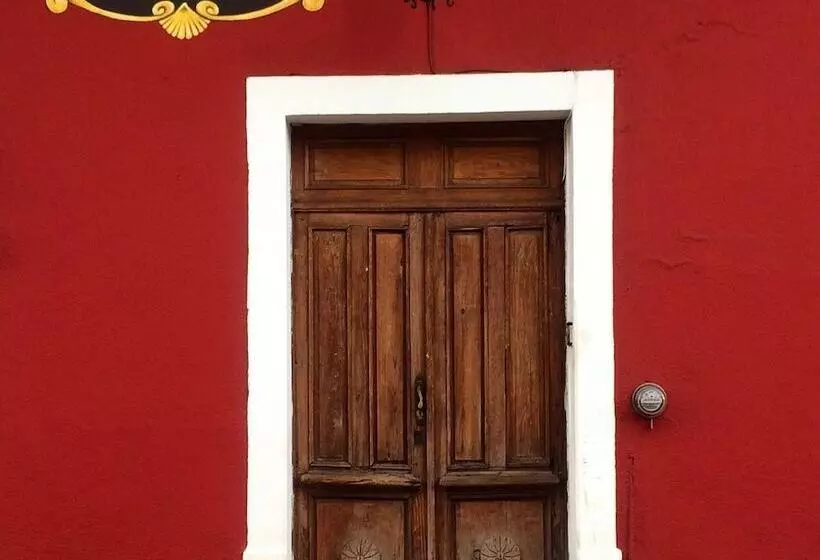 Casa Chikita Bed & Breakfast