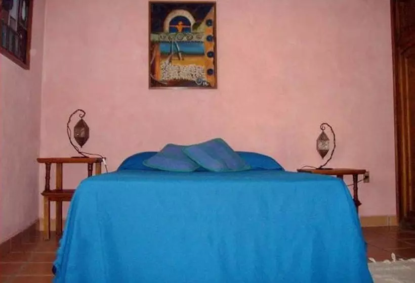 Casa Chikita Bed & Breakfast