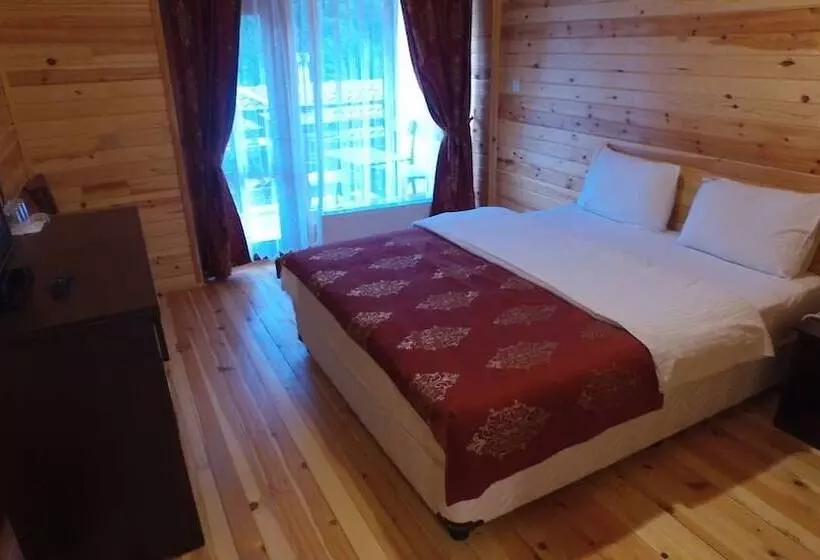 בית מלון כפרי Abant Kartal Yuvasi