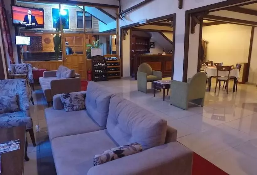 בית מלון כפרי Abant Kartal Yuvasi