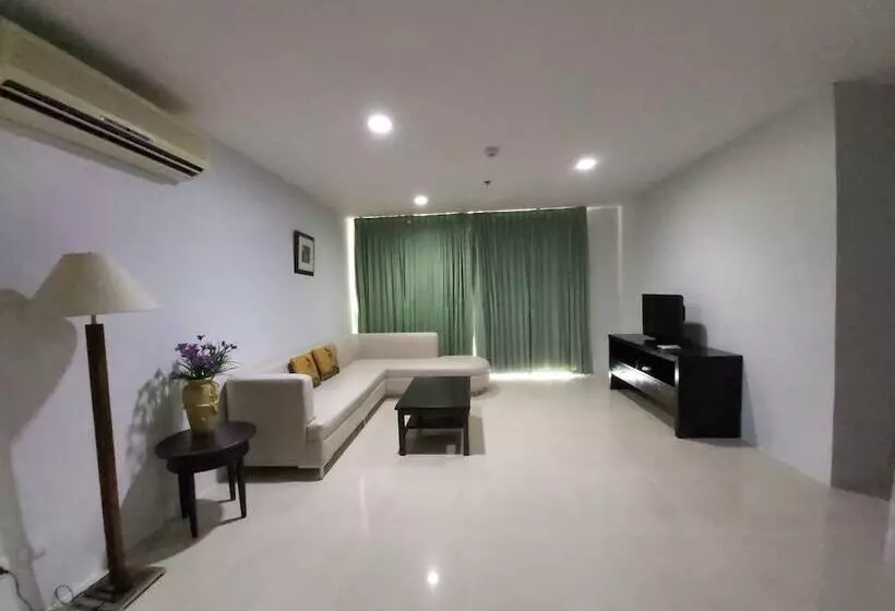 ホテル Ampo Residence