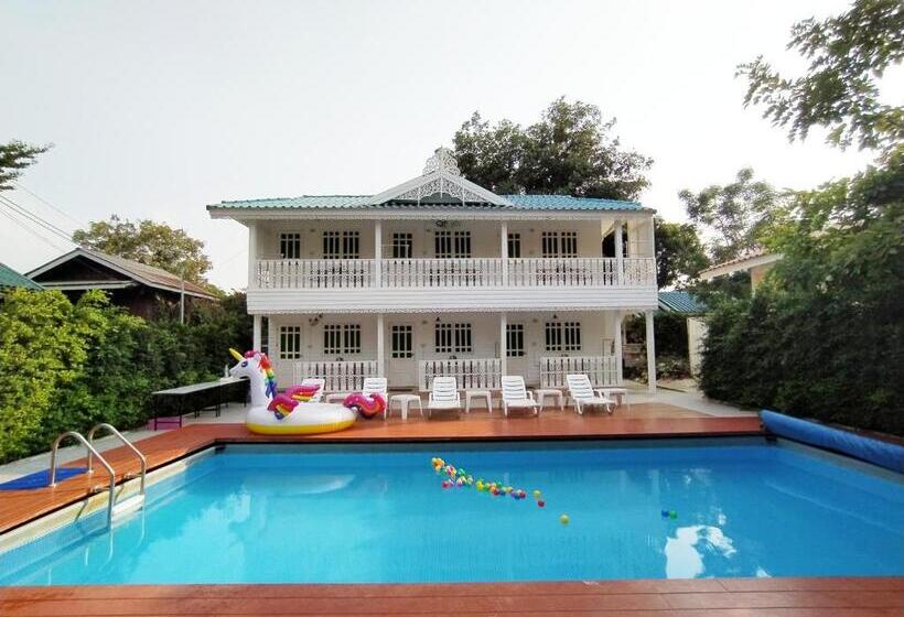 ホテル Baan Luang Harn