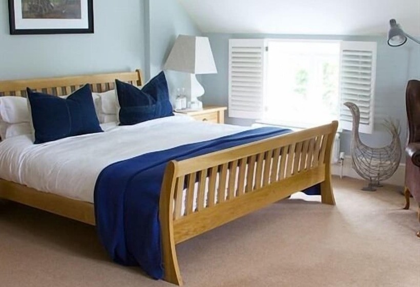 בית מלון כפרי Bell At Hampton