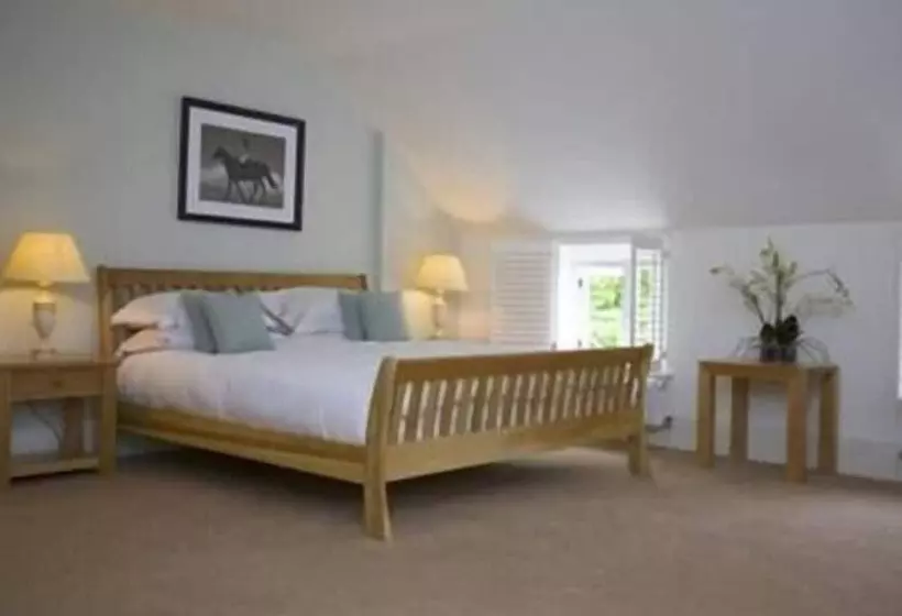 בית מלון כפרי Bell At Hampton