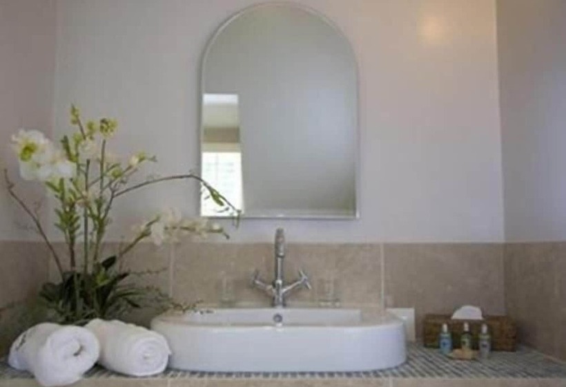 בית מלון כפרי Bell At Hampton