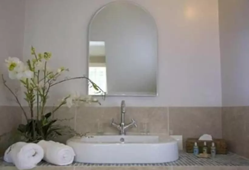 בית מלון כפרי Bell At Hampton