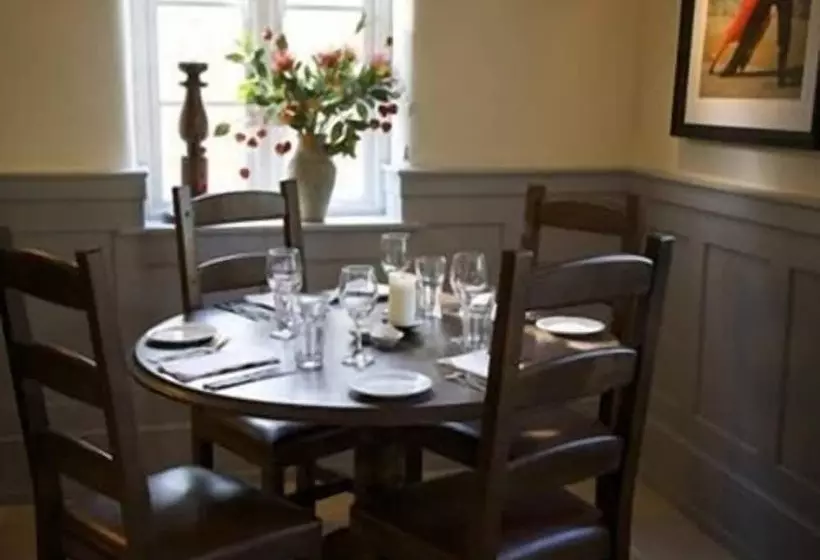 בית מלון כפרי Bell At Hampton