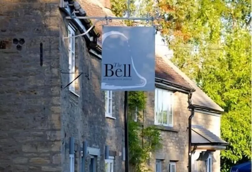 בית מלון כפרי Bell At Hampton