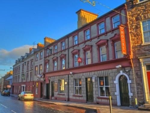 Отель Charlemont Arms