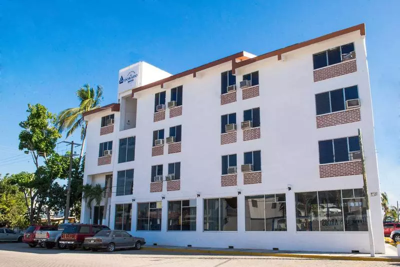 هتل Club Nautico El Dorado