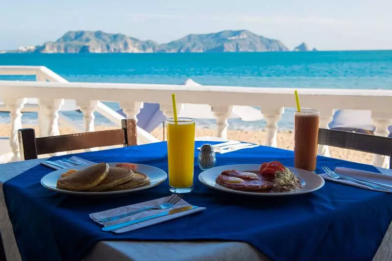 هتل Club Nautico El Dorado