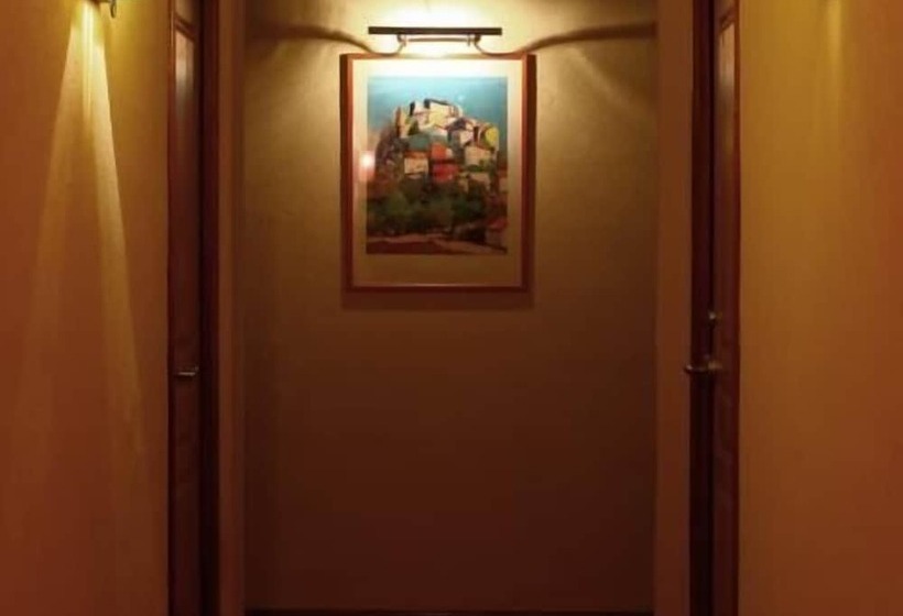 호텔 Hôtel Duc De Padoue