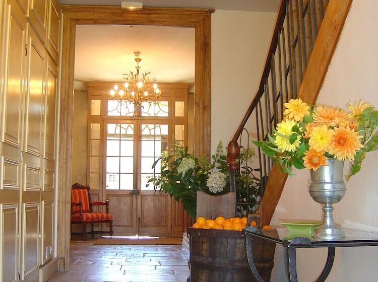 בית מלון כפרי Les Orangeries