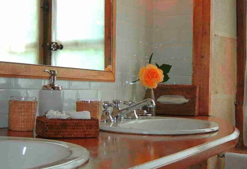 בית מלון כפרי Les Orangeries