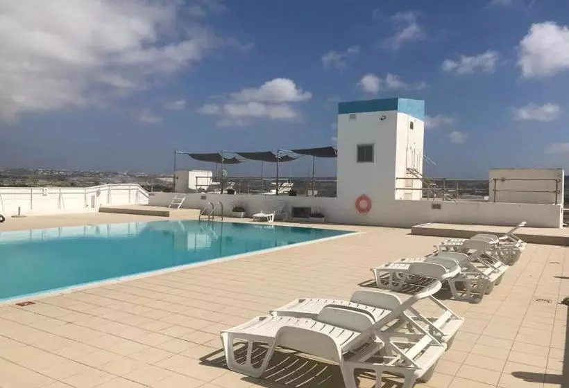 בית מלון כפרי Oriana