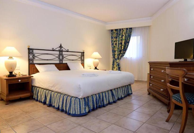 בית מלון כפרי Oriana