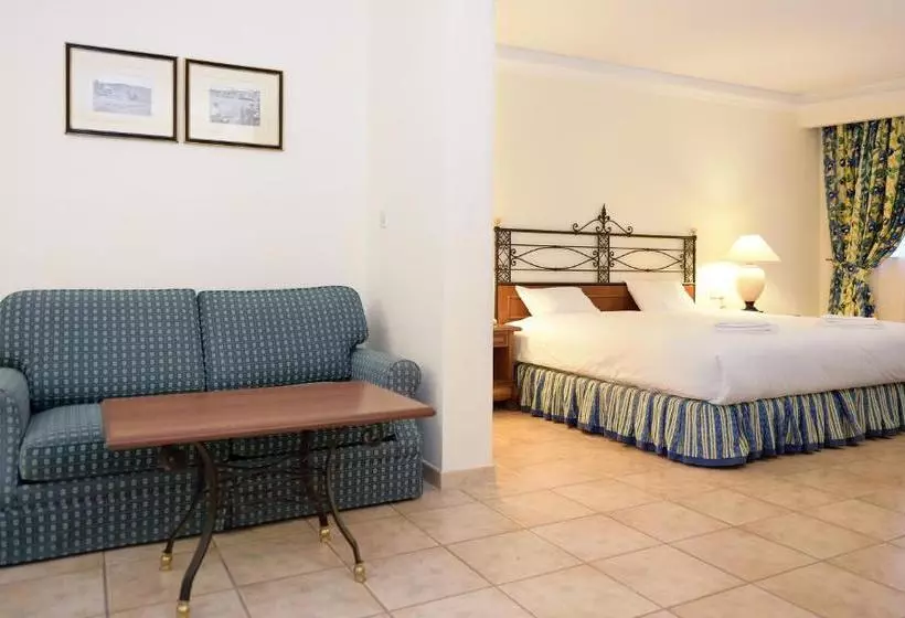 בית מלון כפרי Oriana