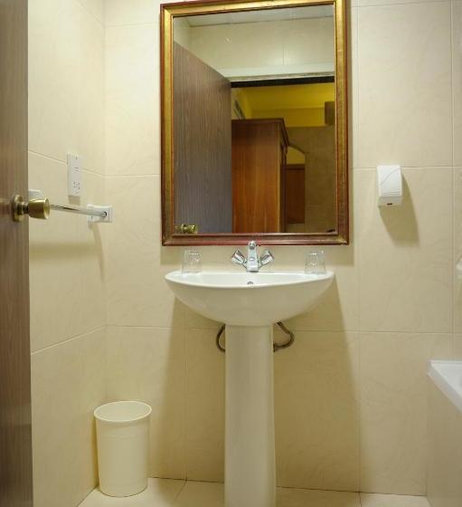 בית מלון כפרי Oriana