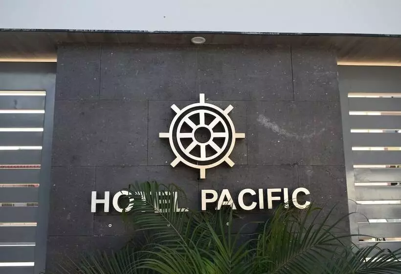 Отель Pacific