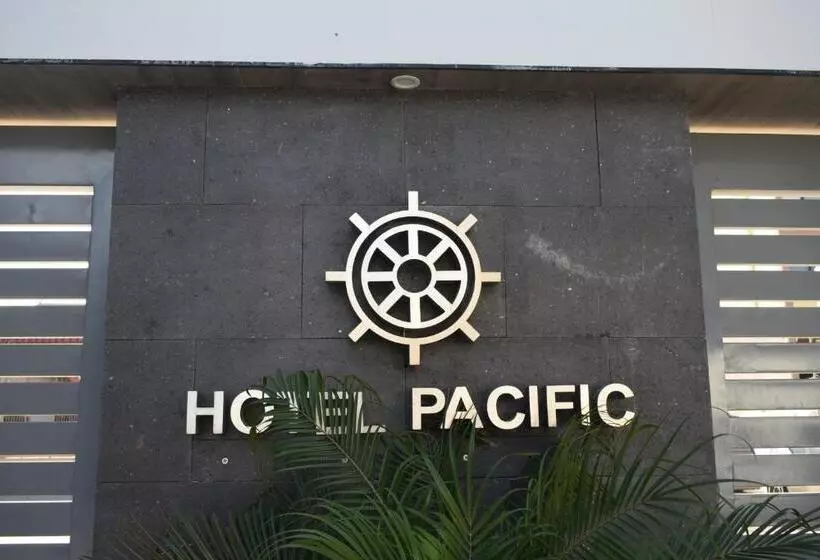 Отель Pacific