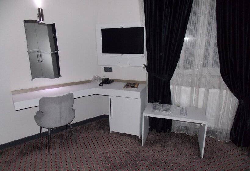 酒店 Royal Ramblas Resort & Spa