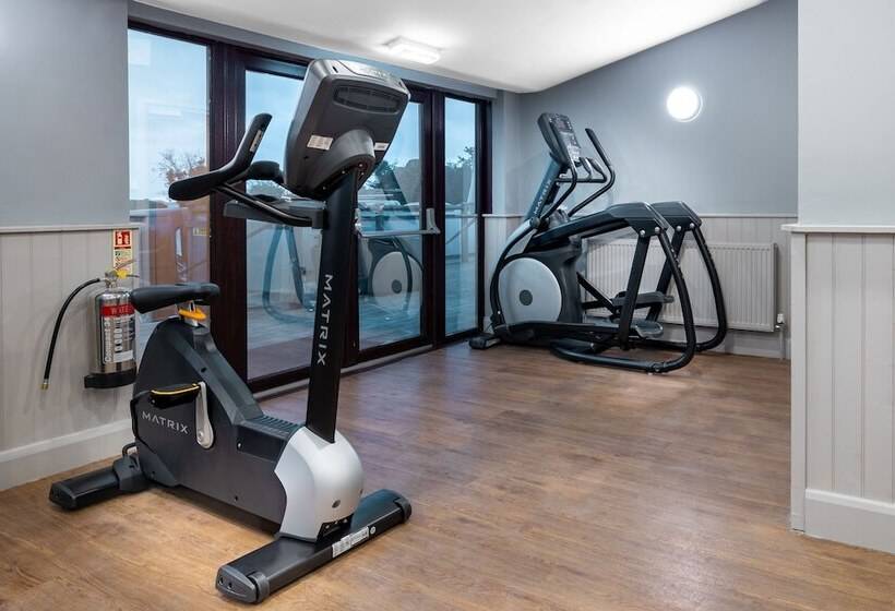 Отель The Stones