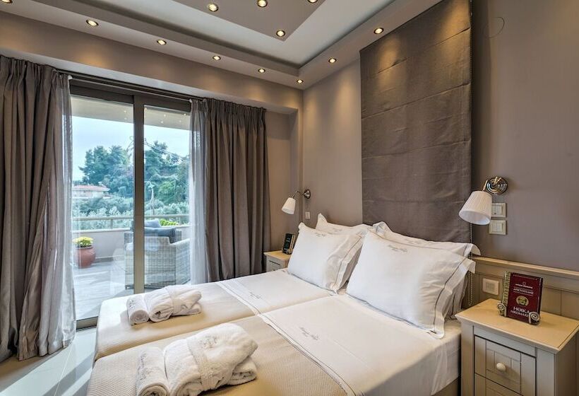 Kassandra Village Resort