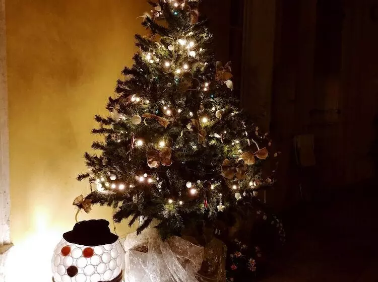 Le Mas Des Quintrands Manosque Motel De Charme