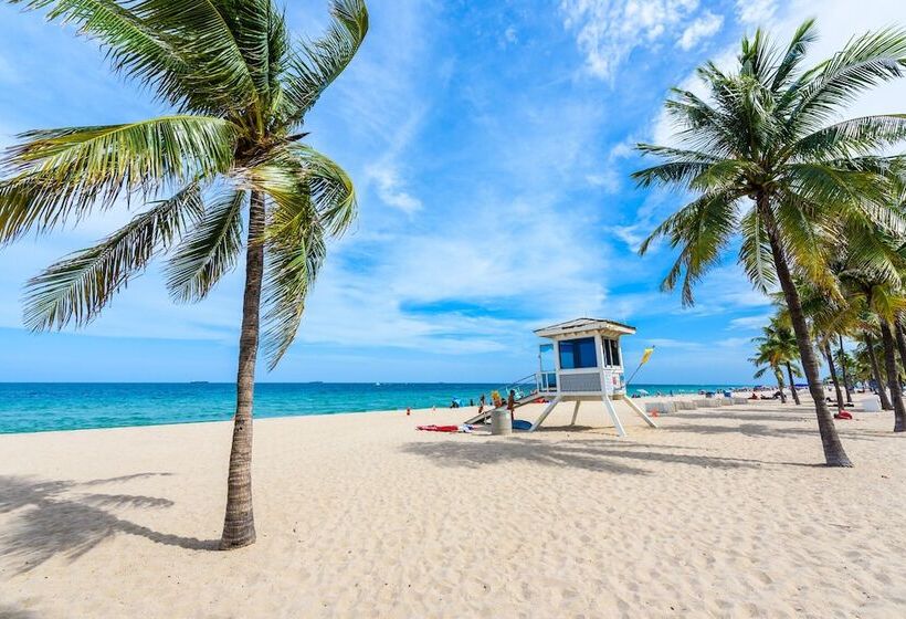 فندق على الطريق Ocean Beach Palace