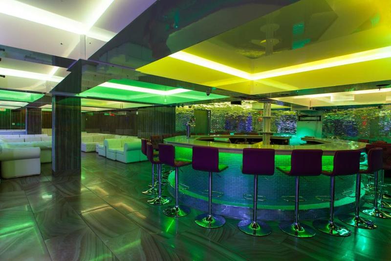 فندق على الطريق Ocean Beach Palace