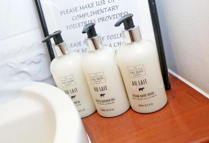 Orange Apartments   Kepplestone