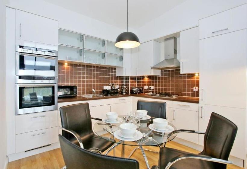 Orange Apartments   Kepplestone