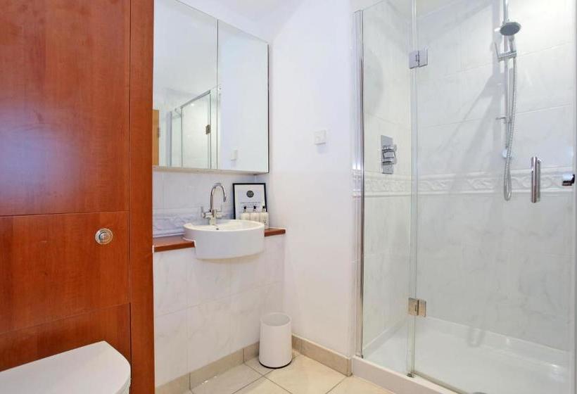 Orange Apartments   Kepplestone