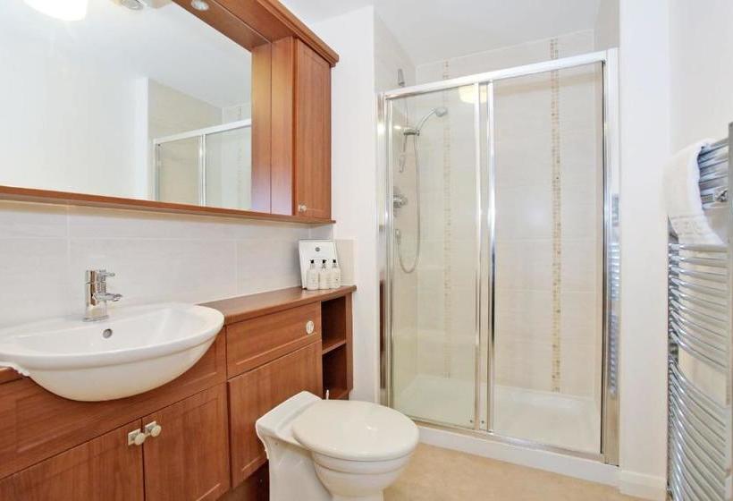 Orange Apartments   Kepplestone