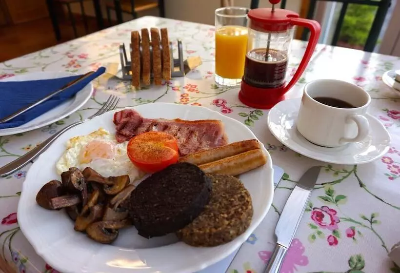 Pensão Karrawa Guest House