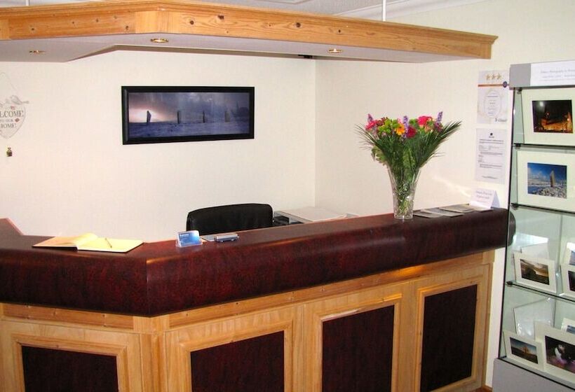 Pensione Karrawa Guest House