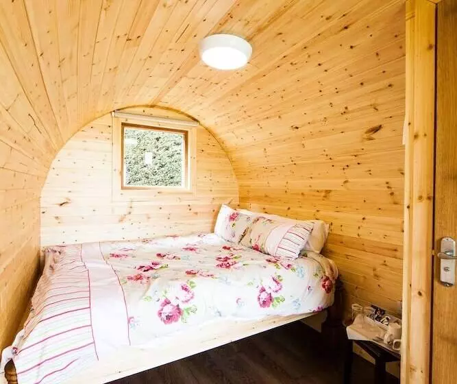 펜션 Old Hall House, Nec