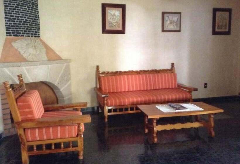 پانسیون Posada San Javier